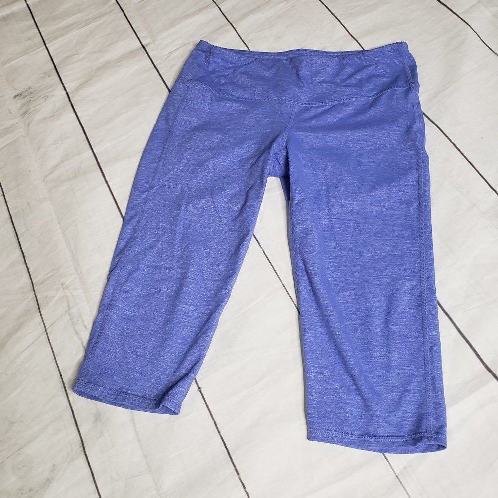 Athleta Quest Chaturanga crop medium periwinkle